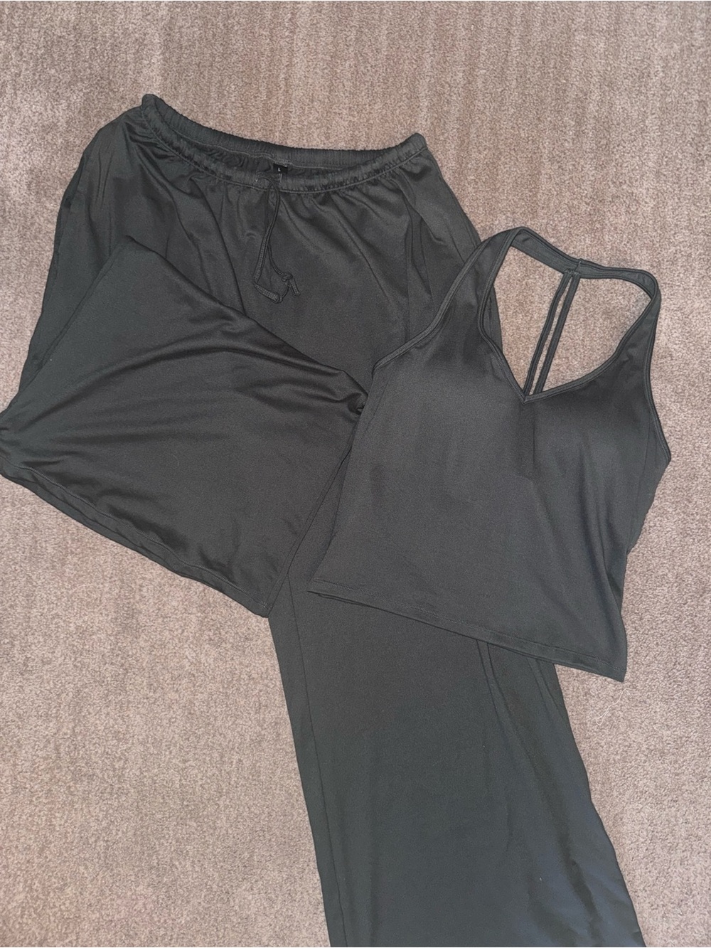 Gray lounge set. Super soft & popular TikTok brand MVFIM & tall girl friendly!